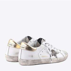 Golden Goose Superstar Leo Star Sneaker White with Spotted Star Logo - 42
